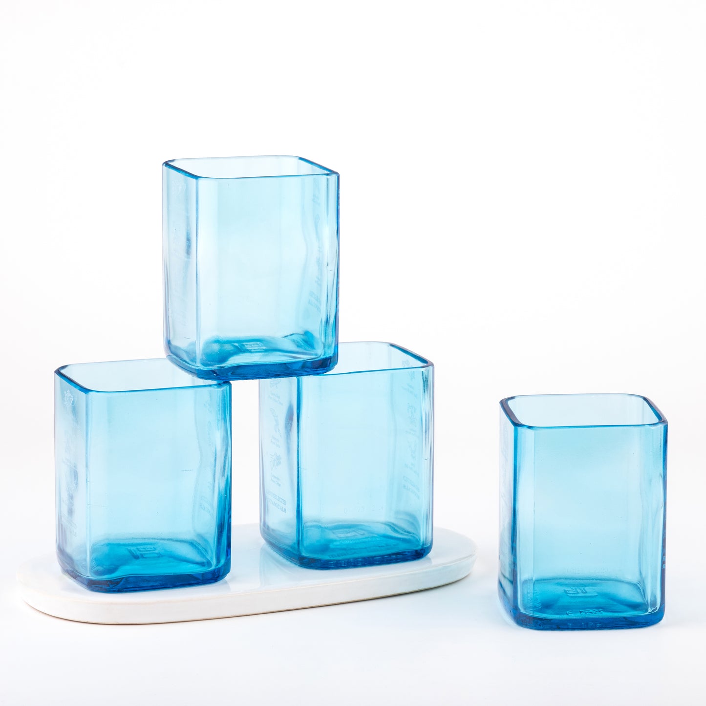 Pack Of 4 Bombay Sapphire Glasses Drinking Juice,Bourbon,Whisky,Cocktails,Mocktail Transparent Up-Cycled Eco-Friendly Glasses Perfect For Home,Restaurants And Parties Dishwasher Safe